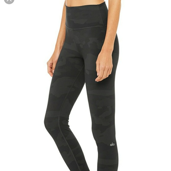 ALO Yoga Pants - Alo Yoga high waist vapor legging in camouflage